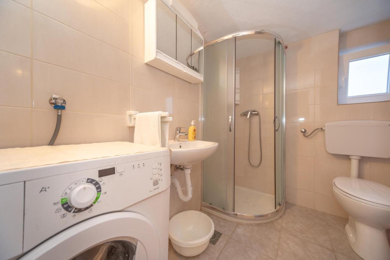 Apartmani Dada Biograd Na Moru Exterior photo