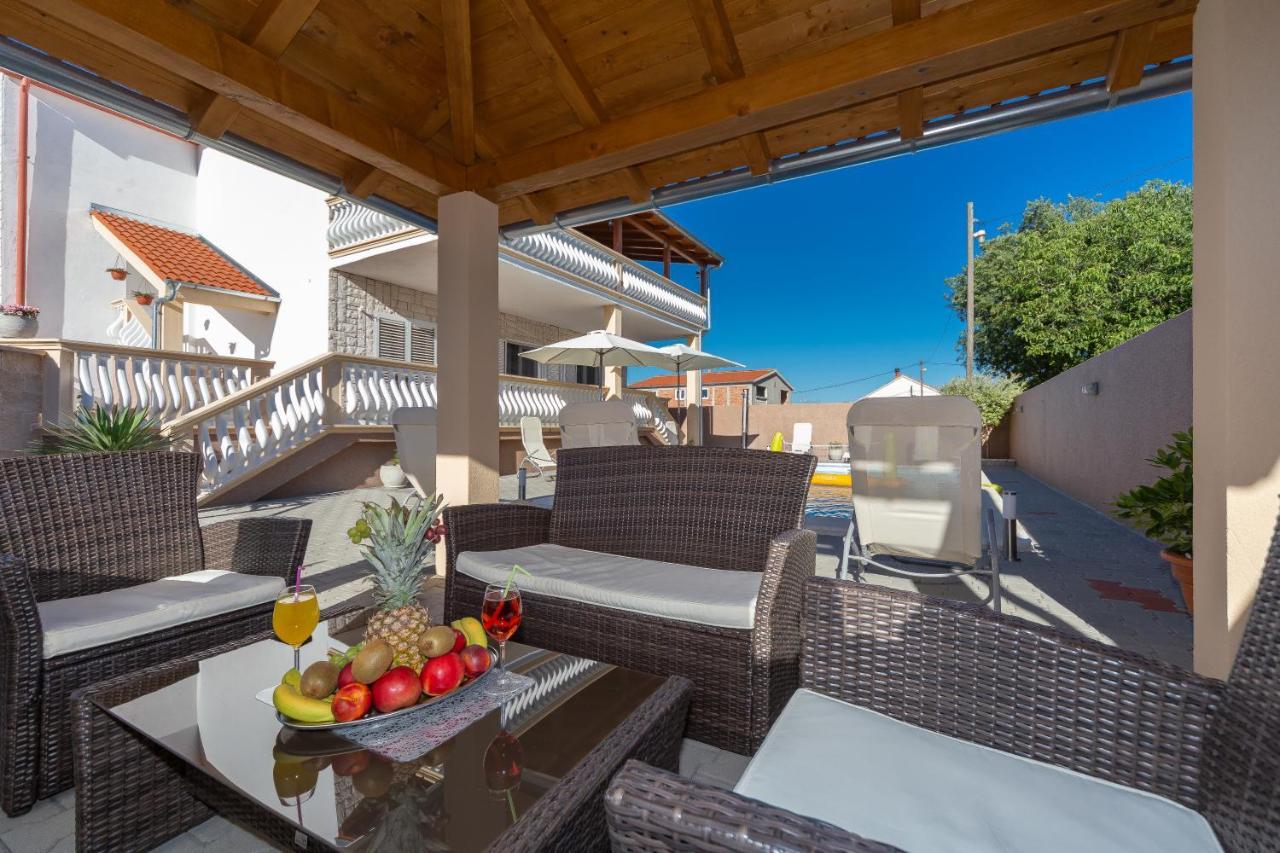 Apartmani Dada Biograd Na Moru Exterior photo
