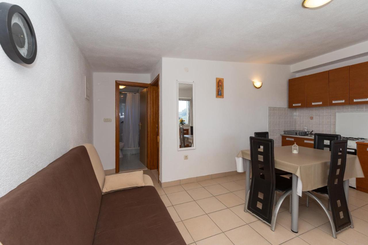 Apartmani Dada Biograd Na Moru Exterior photo